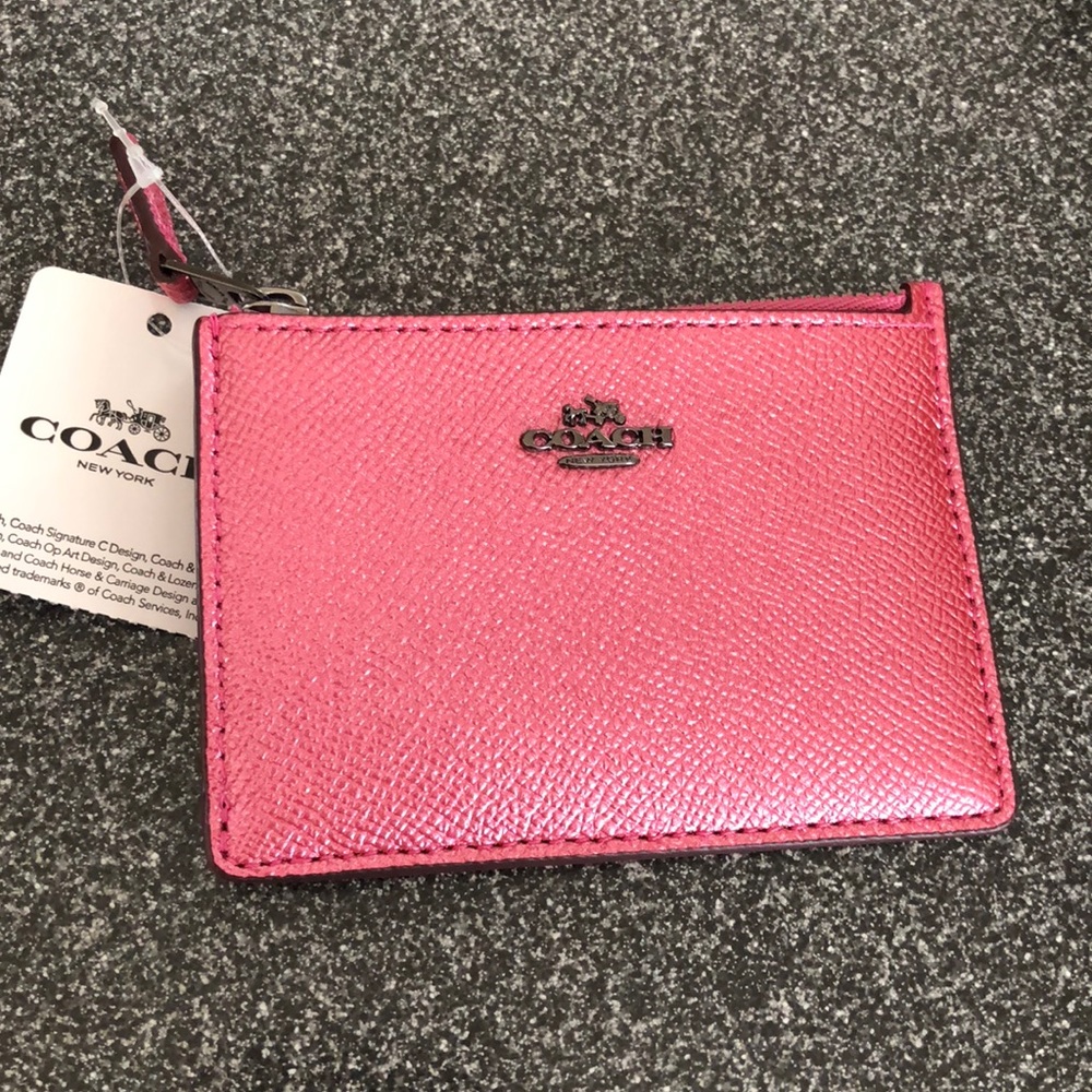Card holder/coin purse with keychain